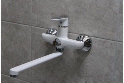 Смеситель с ручным душем Ledeme 2277W Смеситель с ручным душем Ledeme 2277W