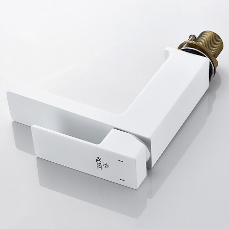 Смеситель для умывальника Rose R1801C