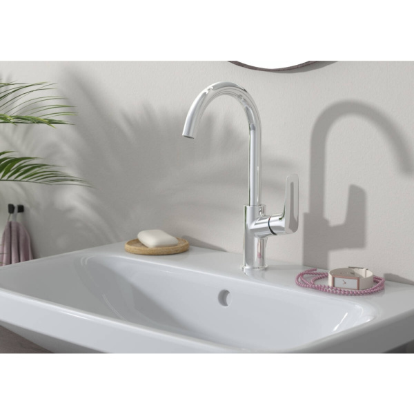 Смеситель Hansgrohe Logis 210 71131000