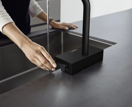 Смеситель Hansgrohe Aquno 73836670