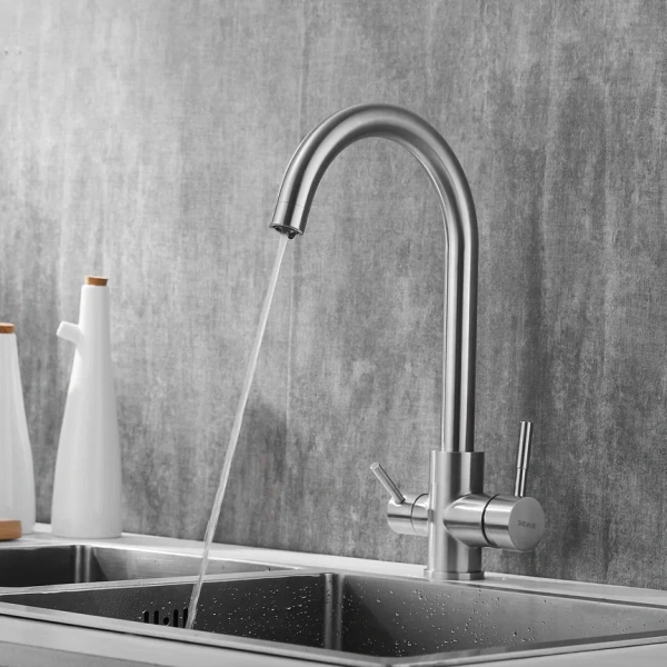 Смеситель для кухни под фильтр Shevanik S168B Смеситель для кухни под фильтр Shevanik S168B