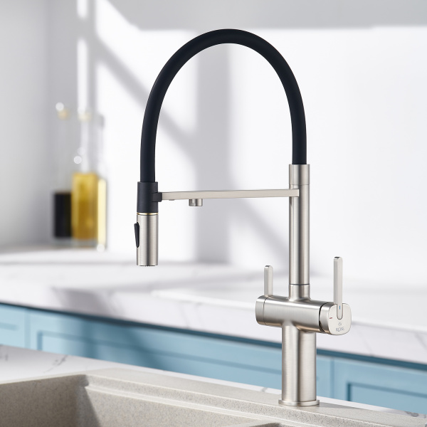 Смеситель для кухни под фильтр с гибким изливом Rose R358L