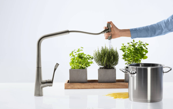 Смеситель с выдвижным изливом Hansgrohe Metris Select M71 1jet 14884800