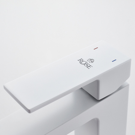 Смеситель для умывальника Rose R1801C