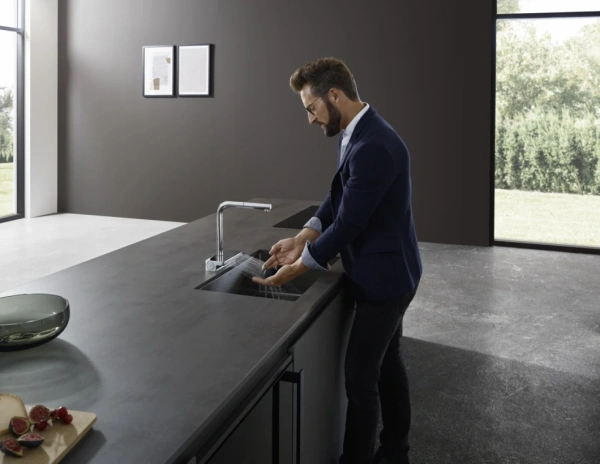 Смеситель Hansgrohe Aquno 73836800