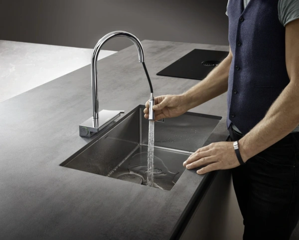Смеситель Hansgrohe Aquno 73837800