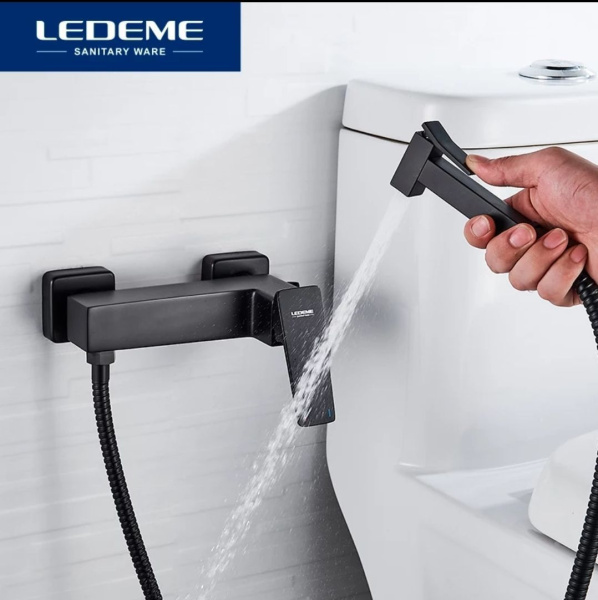Смеситель с гигиеническим душем Ledeme L5278B Смеситель с гигиеническим душем Ledeme L5278B