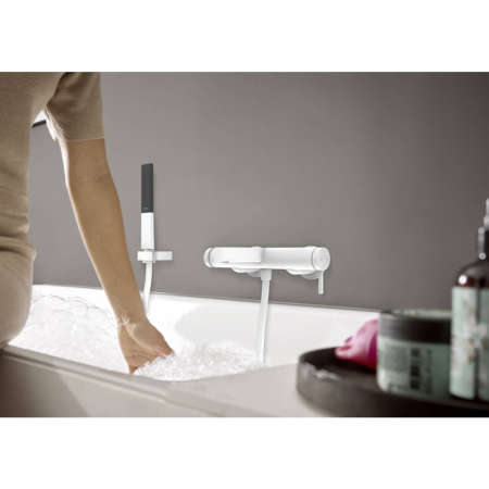 Смеситель Hansgrohe Finoris 76420700