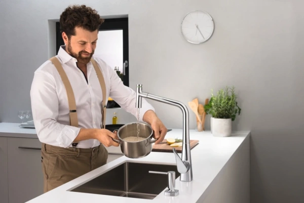Смеситель Hansgrohe Metris 73816800