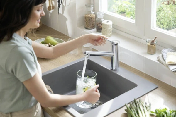 Смеситель Hansgrohe Zesis 74802000