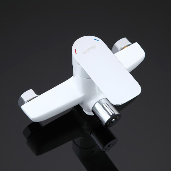 Смеситель с ручным душем Gappo G2248 Смеситель с ручным душем Gappo G2248
