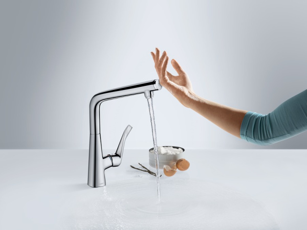 Смеситель с выдвижным изливом Hansgrohe Metris M71 1jet 14821000