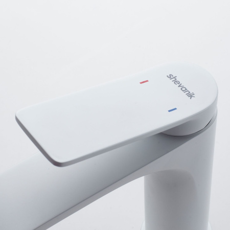 Смеситель для умывальника Shevanik S4101C