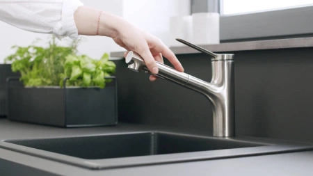 Смеситель Hansgrohe Zesis 74803800